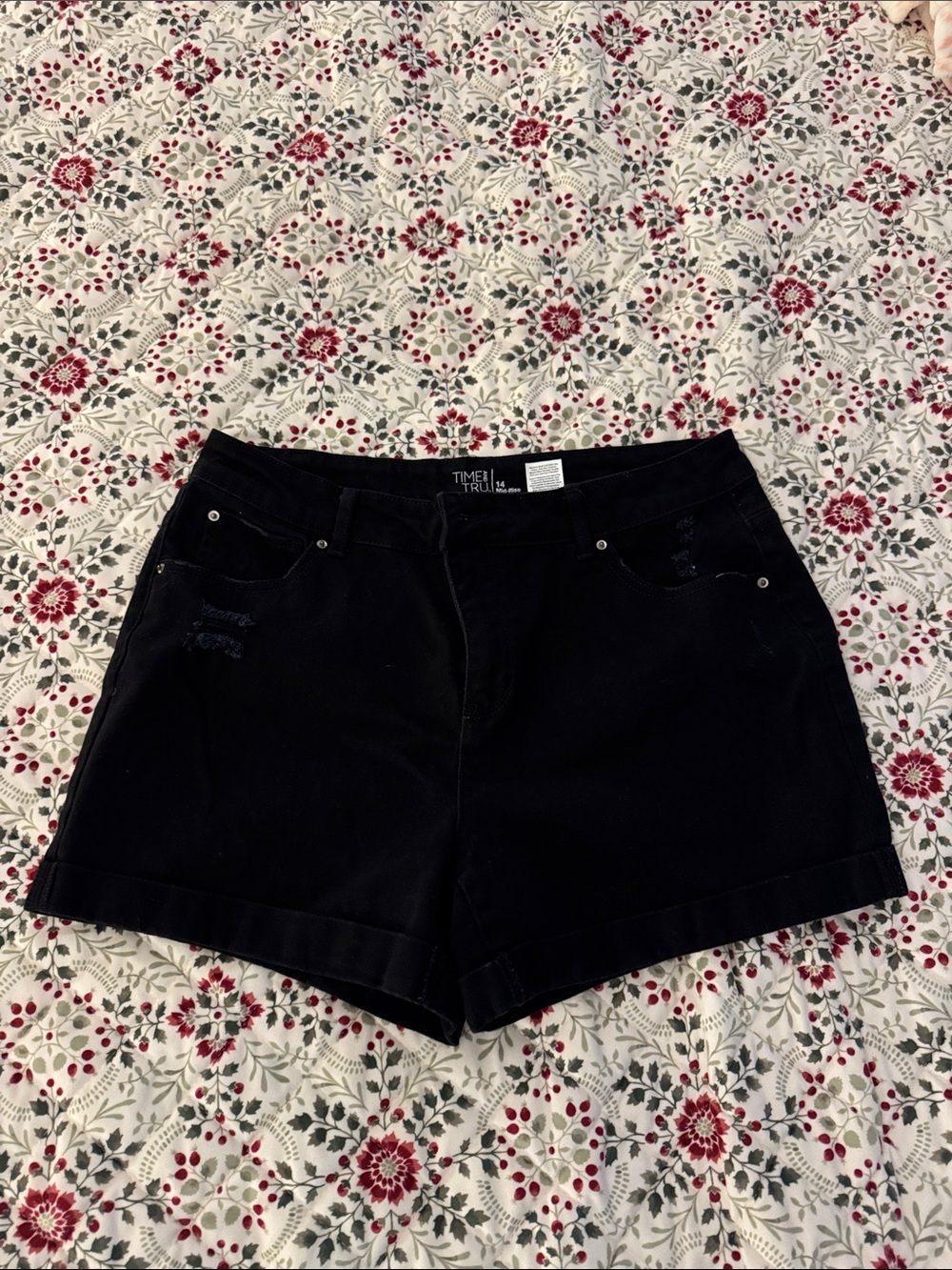 Time and Tru Black Cuffed Denim Shorts